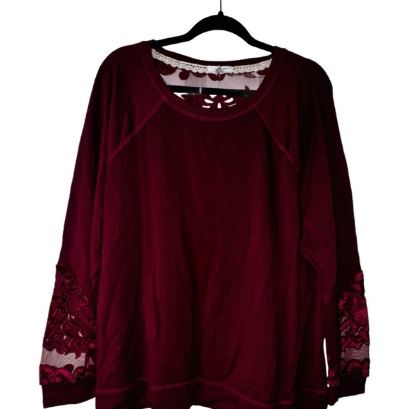 Maurices Tops - Maurice’s Women's Burgundy Lace Sleeve Top